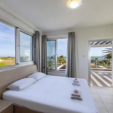 Villa Faros Beachfront