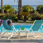 Villa Faros Beachfront Perivolia