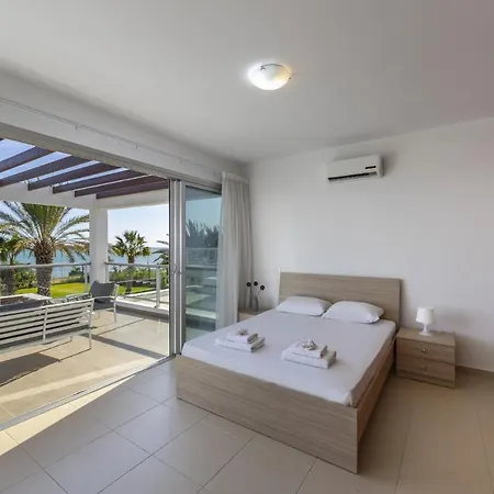 Villa Faros Beachfront