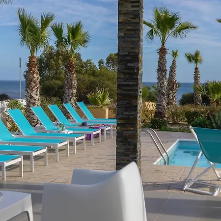 Villa Faros Beachfront *