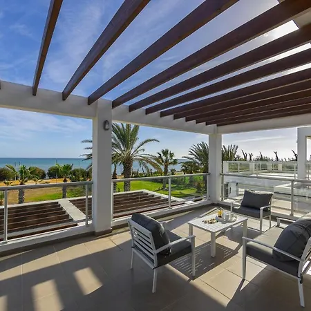 Villa Faros Beachfront