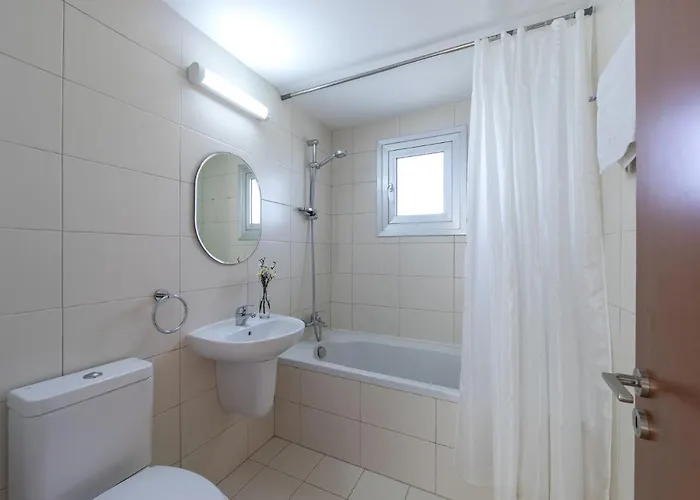 Faros Beachfront Villa Perivólia