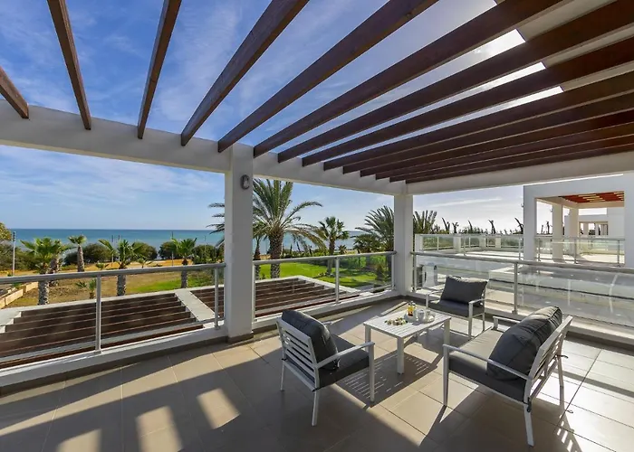 Villa Faros Beachfront