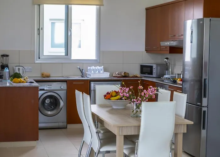 Villa Faros Beachfront Perivólia